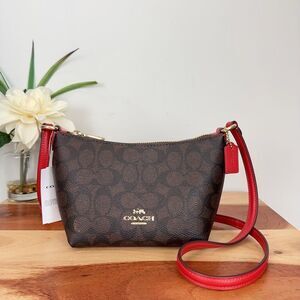 NWT Coach Zip Top Crossbody‎ Bag In Signature Canvas